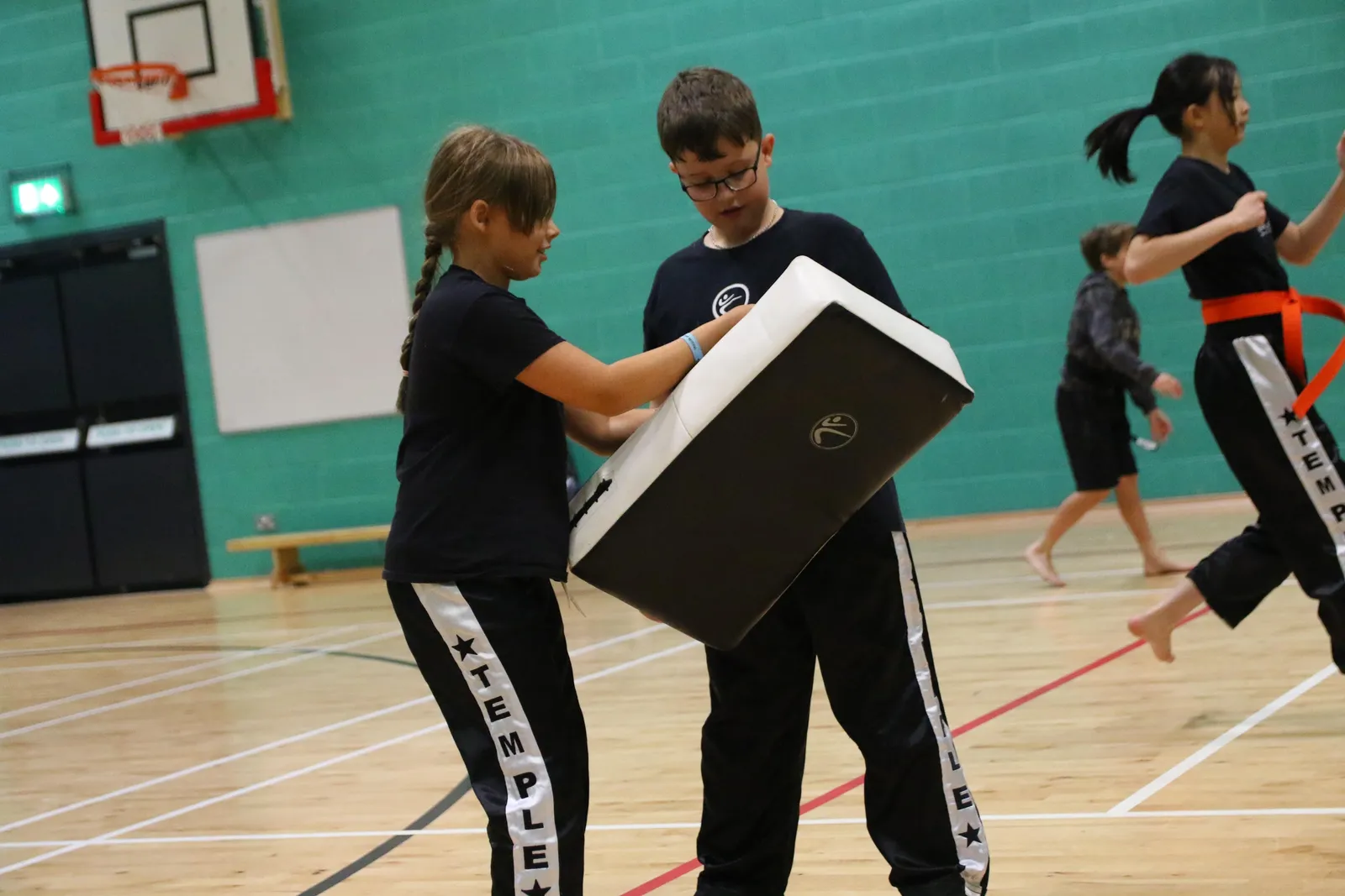Kids Kickboxing